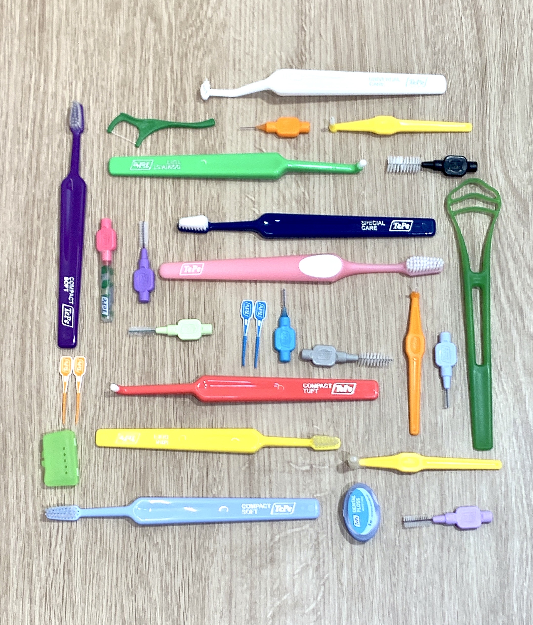 様々な種類の歯ブラシの比較